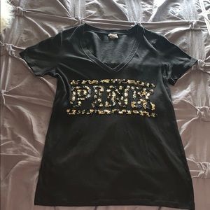 Pink v neck in black